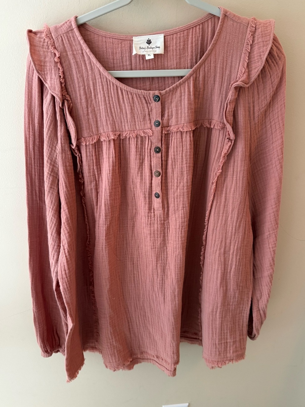Betsey Boutique Shop cotton RAW EDGE BUTTON TOP BLOUSE size XL